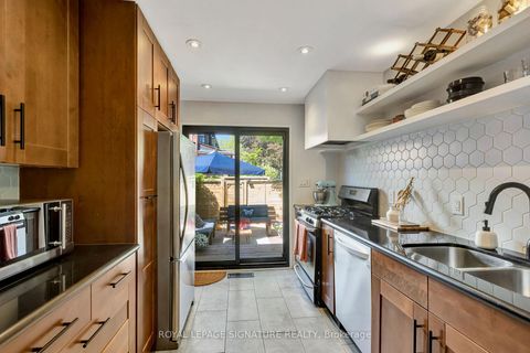 Photo 7 at 190 Alton Avenue, South Riverdale, Toronto