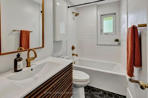 Photo 11 at 190 Alton Avenue, South Riverdale, Toronto