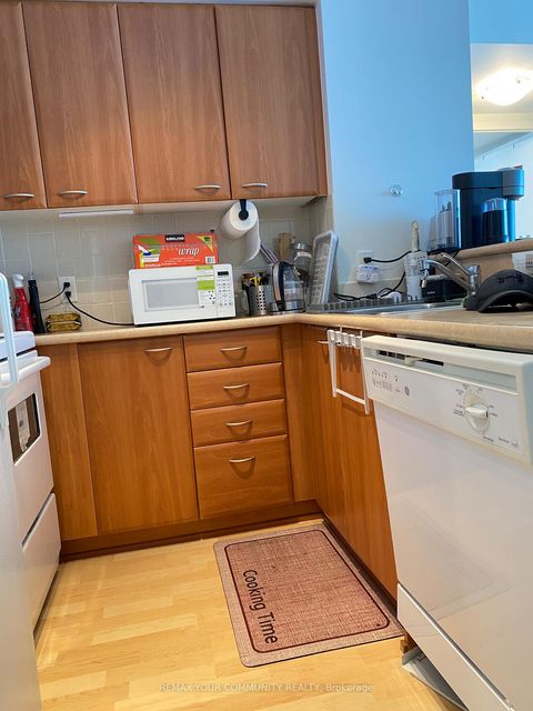 Photo 9 at 3002 - 38 Lee Centre Drive, Woburn, Toronto