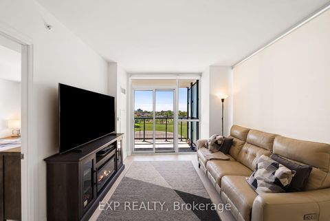 Photo 4 at 610 - 1461 Lawrence Avenue W, Amesbury, Toronto