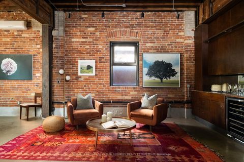 Photo 1 at 121R Fermanagh Avenue, Roncesvalles, Toronto