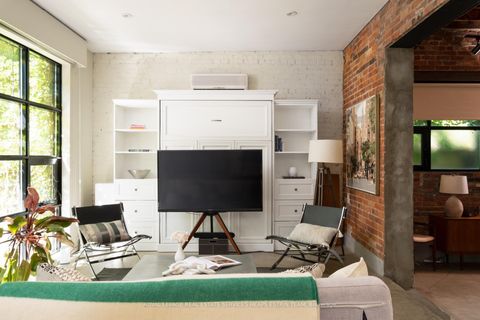 Photo 14 at 121R Fermanagh Avenue, Roncesvalles, Toronto