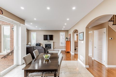 Photo 8 at 31 Routledge Drive, Oak Ridges, Richmond Hill