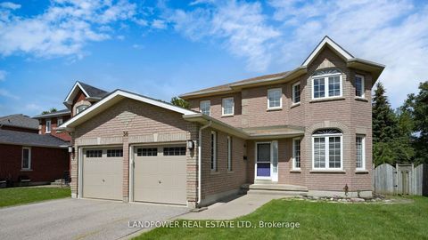 Photo 1 at 36 Amberview Drive, Keswick South, Georgina