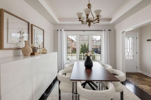 Photo 2 at 337 Kirkvalley Crescent, Bayview Wellington, Aurora