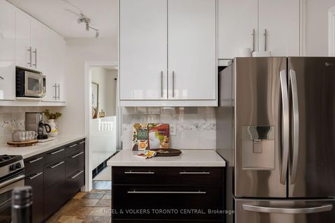Photo 12 at 337 Kirkvalley Crescent, Bayview Wellington, Aurora