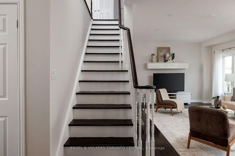 Photo 16 at 337 Kirkvalley Crescent, Bayview Wellington, Aurora