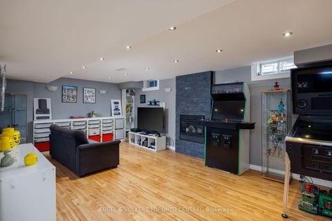 Photo 34 at 337 Kirkvalley Crescent, Bayview Wellington, Aurora