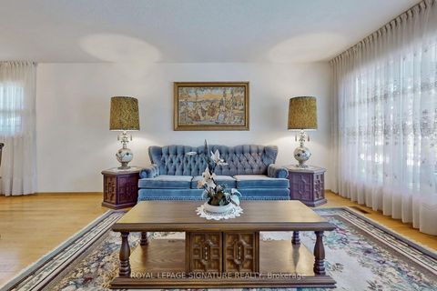 Photo 10 at 6 Kelvinway Drive, L'Amoreaux, Toronto