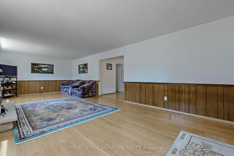 Photo 25 at 6 Kelvinway Drive, L'Amoreaux, Toronto