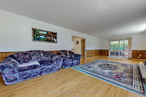 Photo 29 at 6 Kelvinway Drive, L'Amoreaux, Toronto