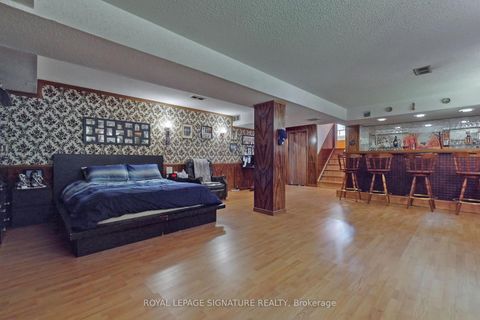 Photo 36 at 6 Kelvinway Drive, L'Amoreaux, Toronto