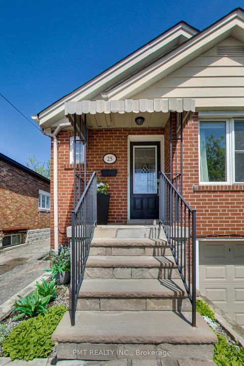 Photo 2 at 25 Ronald Avenue, Belgravia, Toronto