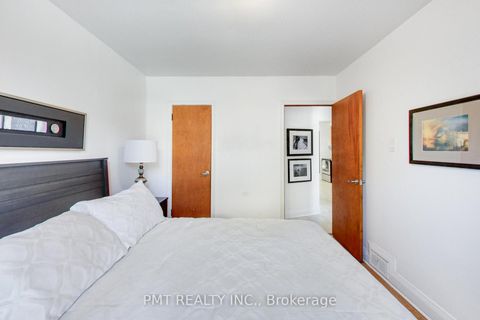 Photo 20 at 25 Ronald Avenue, Belgravia, Toronto