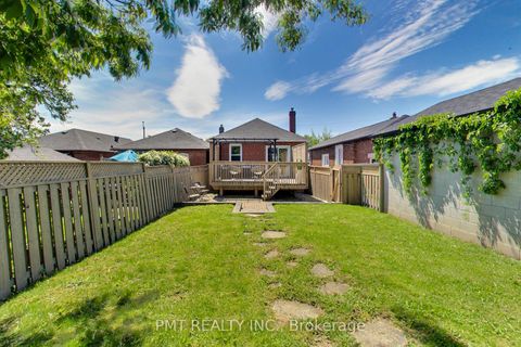Photo 35 at 25 Ronald Avenue, Belgravia, Toronto