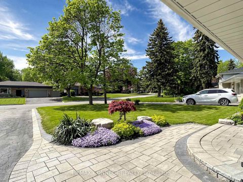 Photo 2 at 58 Ravine Park Crescent, Rouge E10, Toronto