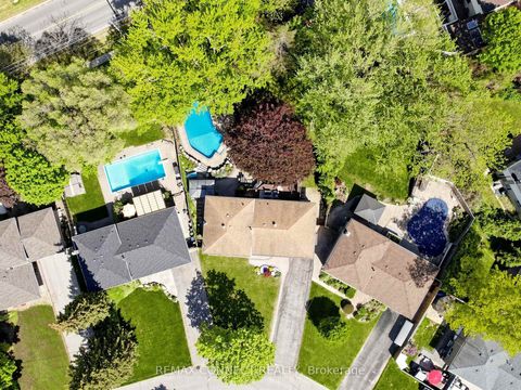 Photo 35 at 58 Ravine Park Crescent, Rouge E10, Toronto