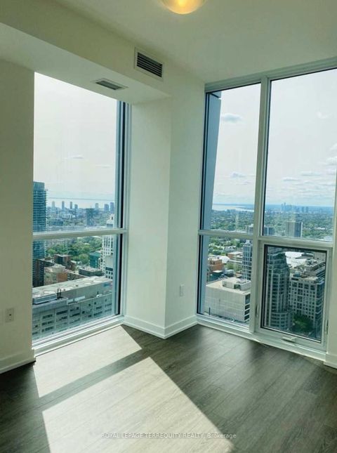 Photo 1 at 4202 - 1 Yorkville Avenue, Annex, Toronto