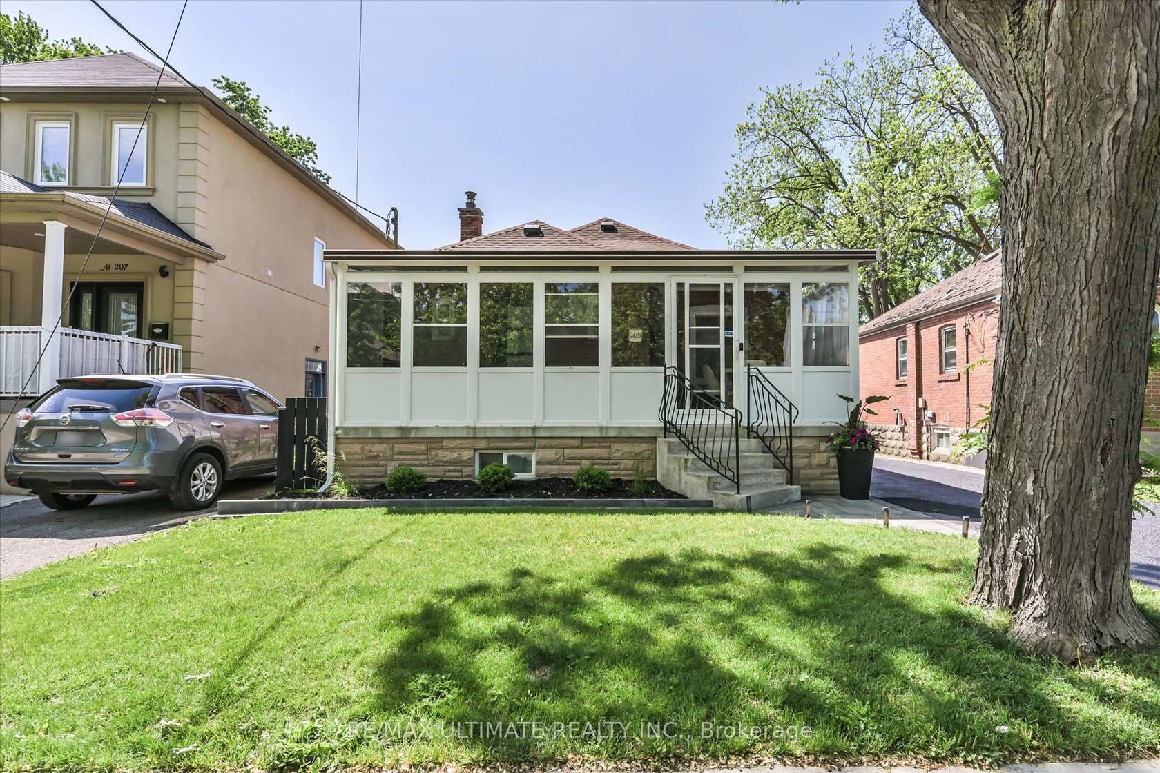 205 William Street, Weston, Toronto 