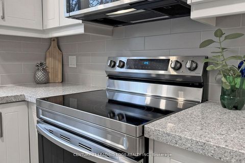 Photo 12 at 5909 - 138 Downes Street, Waterfront Communities C8, Toronto