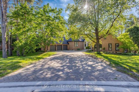 Photo 2 at 5 Williamson Terrace, Hills of St Andrew, Aurora