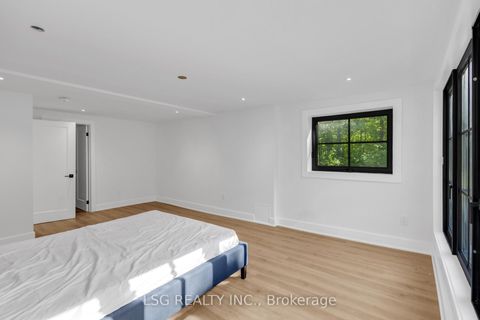 Photo 33 at 5 Williamson Terrace, Hills of St Andrew, Aurora