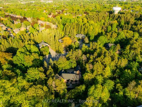 Photo 44 at 5 Williamson Terrace, Hills of St Andrew, Aurora