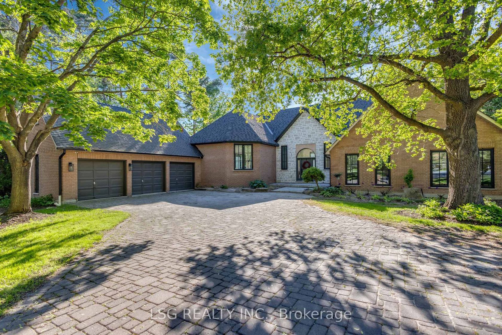 5 Williamson Terrace, Hills of St Andrew, Aurora photo 4