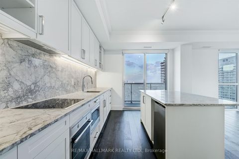 Photo 5 at 2907 - 101 Erskine Avenue, Mount Pleasant West, Toronto