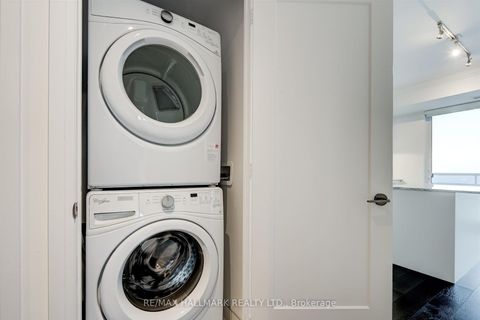 Photo 16 at 2907 - 101 Erskine Avenue, Mount Pleasant West, Toronto