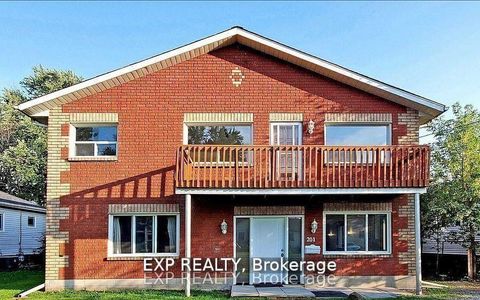 Photo 0 at 201 Garden Avenue, Keswick North, Georgina