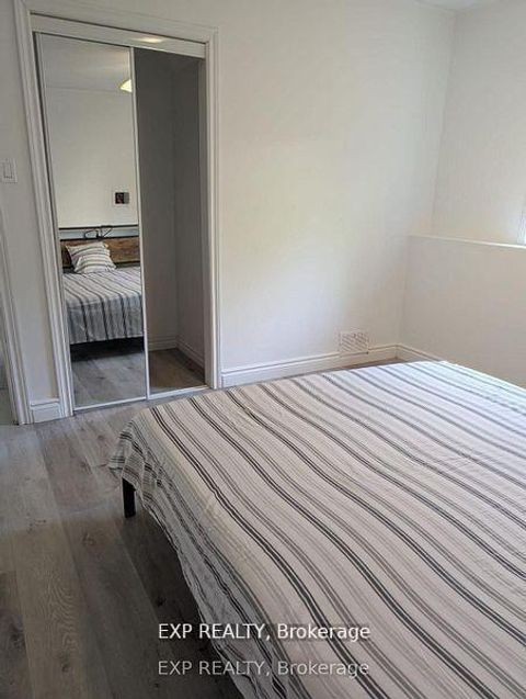 Photo 1 at 201 Garden Avenue, Keswick North, Georgina