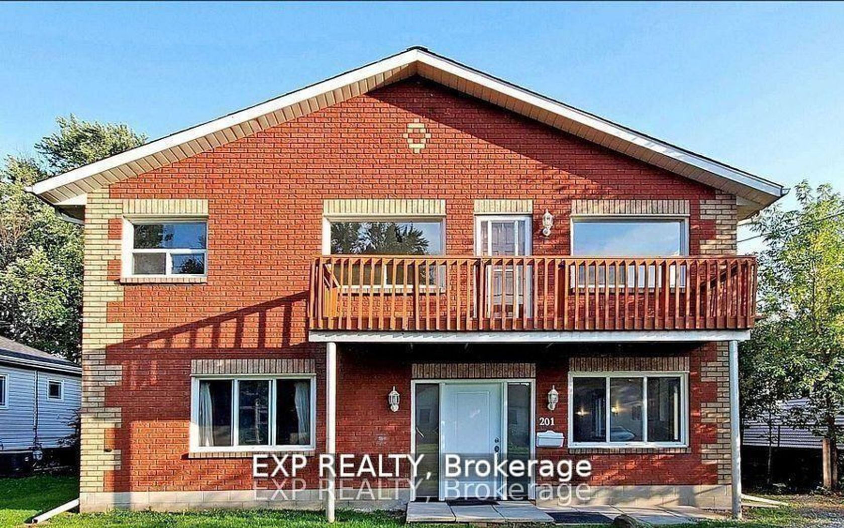 201 Garden Avenue, Keswick North, Georgina photo 6