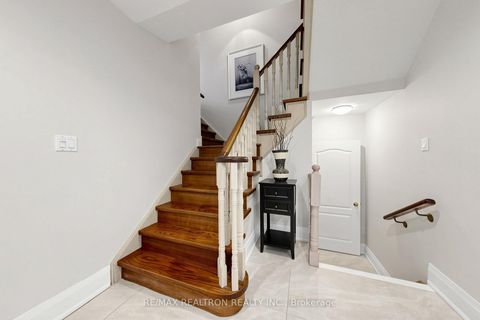 Photo 25 at 8A Casa Grande Street, Westbrook, Richmond Hill