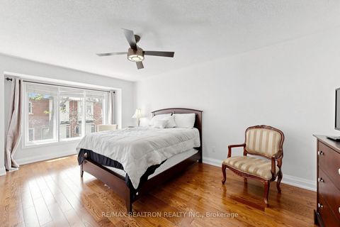 Photo 32 at 8A Casa Grande Street, Westbrook, Richmond Hill