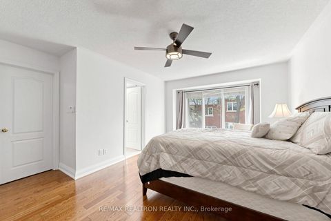 Photo 36 at 8A Casa Grande Street, Westbrook, Richmond Hill