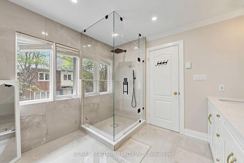 Photo 41 at 8A Casa Grande Street, Westbrook, Richmond Hill