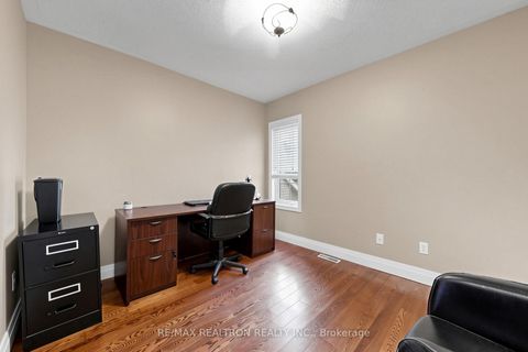 Photo 42 at 8A Casa Grande Street, Westbrook, Richmond Hill