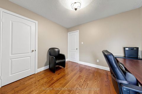 Photo 44 at 8A Casa Grande Street, Westbrook, Richmond Hill