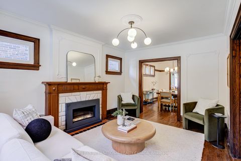 Photo 7 at 361 Hillsdale Avenue E, Mount Pleasant East, Toronto
