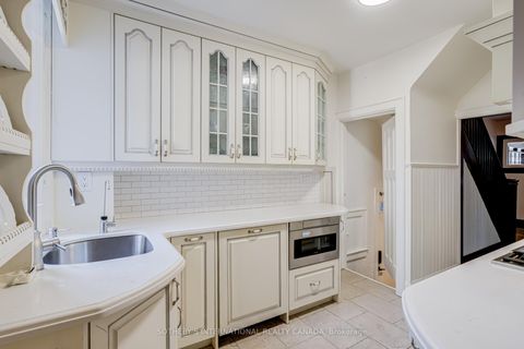 Photo 15 at 361 Hillsdale Avenue E, Mount Pleasant East, Toronto