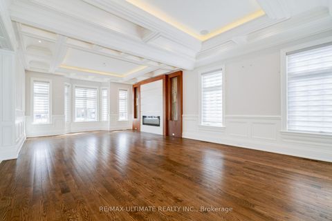 Photo 6 at 2 Poplar Drive, Oak Ridges, Richmond Hill