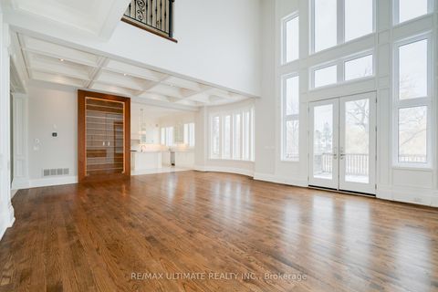 Photo 10 at 2 Poplar Drive, Oak Ridges, Richmond Hill
