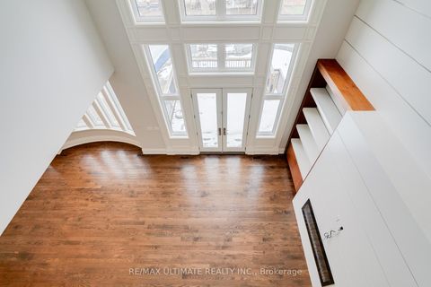 Photo 11 at 2 Poplar Drive, Oak Ridges, Richmond Hill