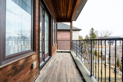 Photo 15 at 2 Poplar Drive, Oak Ridges, Richmond Hill