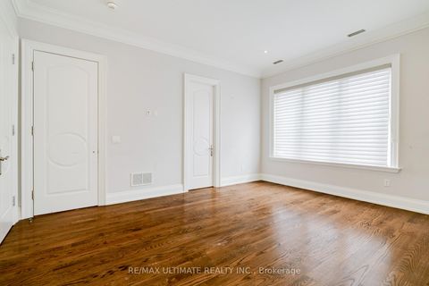 Photo 27 at 2 Poplar Drive, Oak Ridges, Richmond Hill