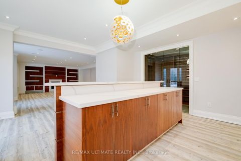 Photo 40 at 2 Poplar Drive, Oak Ridges, Richmond Hill