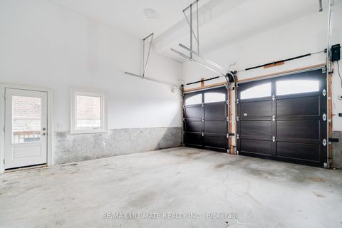 Photo 42 at 2 Poplar Drive, Oak Ridges, Richmond Hill