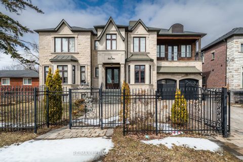 Photo 46 at 2 Poplar Drive, Oak Ridges, Richmond Hill