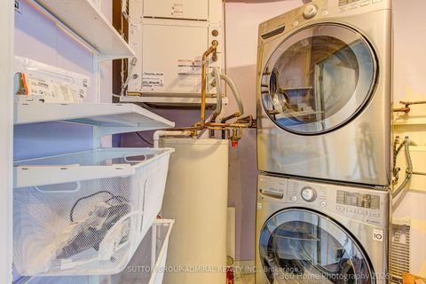 Photo 17 at 208 - 901 Queen Street W, Bellwoods, Toronto